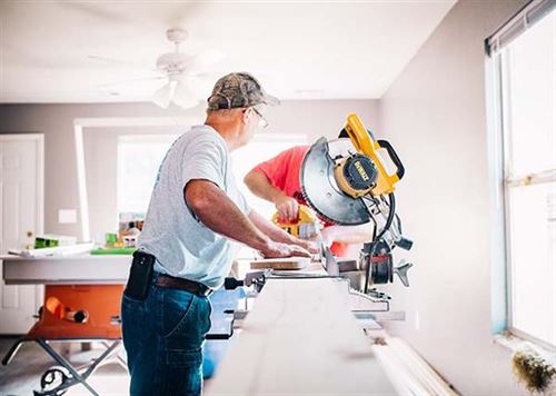 Infographic: Money Saving Tips for Tradespeople