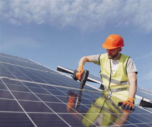 Solar Panels: A Guide to Costs and Benefits