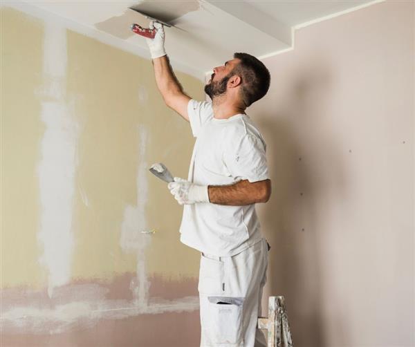 How much does a painter and decorator cost in 2024?