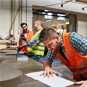 Upskilling for Tradesmen: Boost Your Construction Career