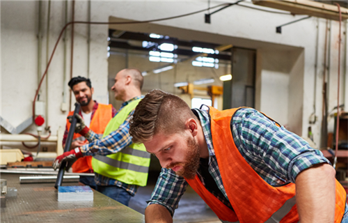 Upskilling for Tradesmen: Boost Your Construction Career