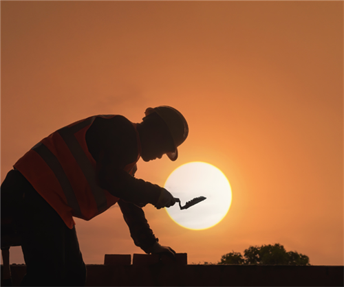 Protect Your Skin: Sun Safety Tips for Builders & Tradesmen